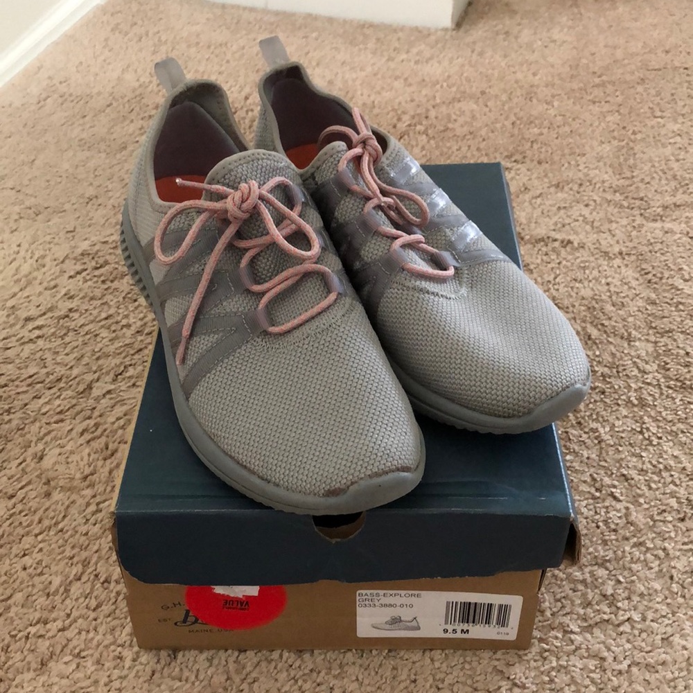 Bass Explore women’s sneakers